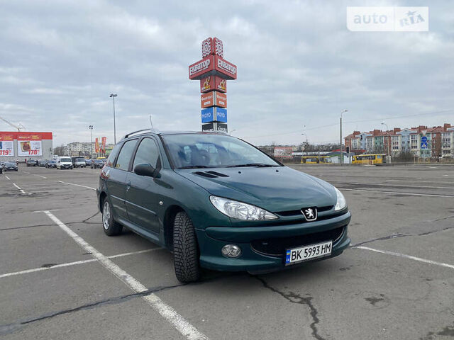 Пежо 206, объемом двигателя 1.4 л и пробегом 366 тыс. км за 3850 $, фото 1 на Automoto.ua