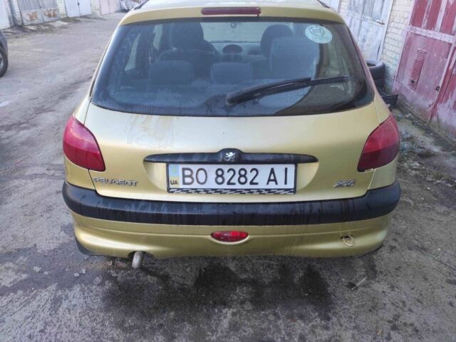 Жовтий Пежо 206, об'ємом двигуна 1.4 л та пробігом 210 тис. км за 2200 $, фото 2 на Automoto.ua