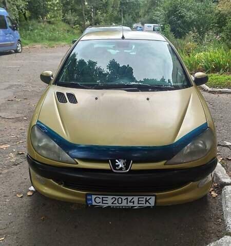 Жовтий Пежо 206, об'ємом двигуна 1.4 л та пробігом 300 тис. км за 2700 $, фото 1 на Automoto.ua