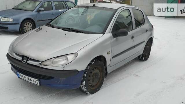 Сірий Пежо 206, об'ємом двигуна 1.2 л та пробігом 294 тис. км за 1800 $, фото 12 на Automoto.ua