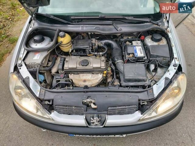Серый Пежо 206, объемом двигателя 1.39 л и пробегом 289 тыс. км за 2750 $, фото 32 на Automoto.ua