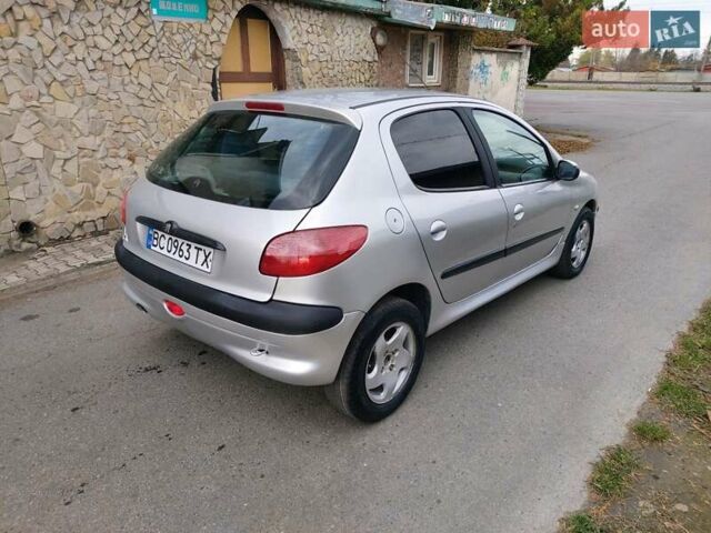 Серый Пежо 206, объемом двигателя 1.39 л и пробегом 289 тыс. км за 2450 $, фото 13 на Automoto.ua