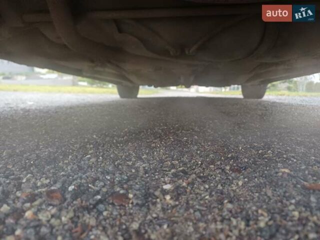 Серый Пежо 206, объемом двигателя 1.36 л и пробегом 230 тыс. км за 2349 $, фото 15 на Automoto.ua