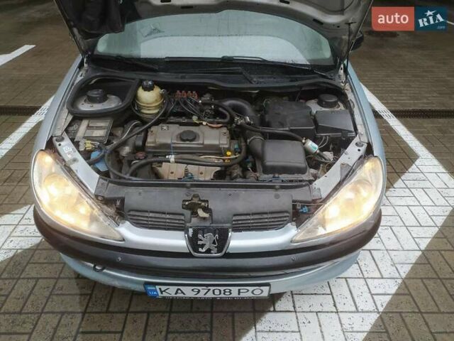 Сірий Пежо 206, об'ємом двигуна 1.36 л та пробігом 340 тис. км за 2950 $, фото 11 на Automoto.ua