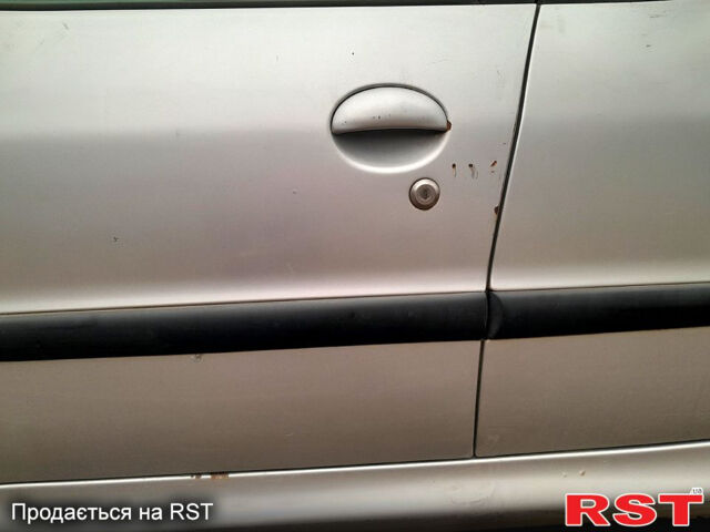 Сірий Пежо 206, об'ємом двигуна 1.9 л та пробігом 308 тис. км за 2500 $, фото 5 на Automoto.ua