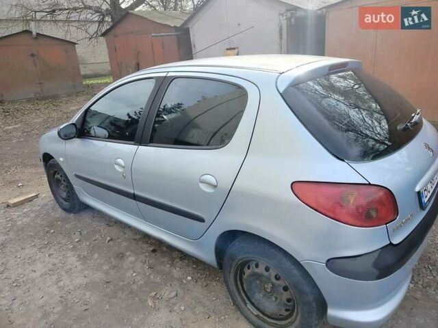 Сірий Пежо 206, об'ємом двигуна 1.4 л та пробігом 184 тис. км за 4200 $, фото 10 на Automoto.ua