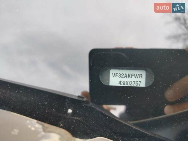 Сірий Пежо 206, об'ємом двигуна 1.4 л та пробігом 184 тис. км за 4200 $, фото 1 на Automoto.ua