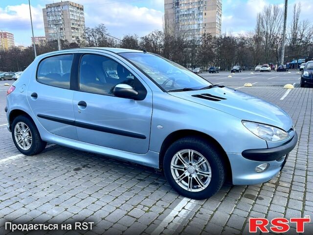 Серый Пежо 206, объемом двигателя 1.4 л и пробегом 180 тыс. км за 4199 $, фото 9 на Automoto.ua