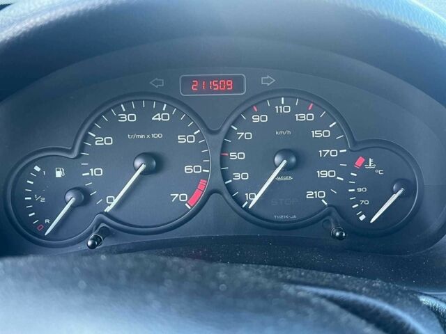 Сірий Пежо 206, об'ємом двигуна 1.2 л та пробігом 211 тис. км за 2300 $, фото 16 на Automoto.ua