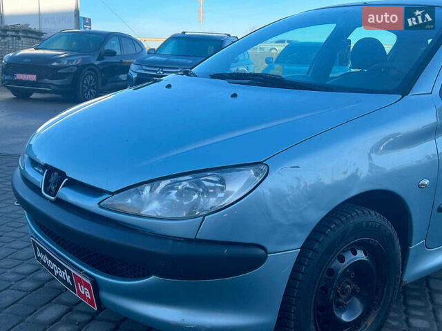 Сірий Пежо 206, об'ємом двигуна 1.2 л та пробігом 211 тис. км за 1300 $, фото 3 на Automoto.ua