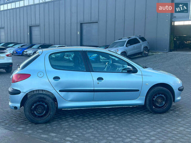 Сірий Пежо 206, об'ємом двигуна 1.2 л та пробігом 211 тис. км за 1300 $, фото 10 на Automoto.ua
