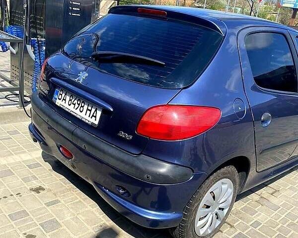 Сірий Пежо 206, об'ємом двигуна 1.6 л та пробігом 175 тис. км за 3700 $, фото 2 на Automoto.ua