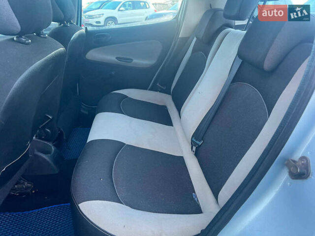 Сірий Пежо 206, об'ємом двигуна 1.2 л та пробігом 211 тис. км за 1300 $, фото 23 на Automoto.ua