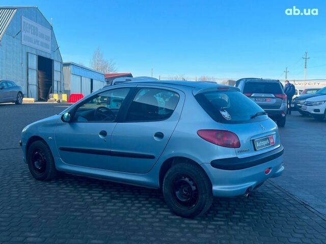 Сірий Пежо 206, об'ємом двигуна 1.2 л та пробігом 211 тис. км за 1300 $, фото 6 на Automoto.ua