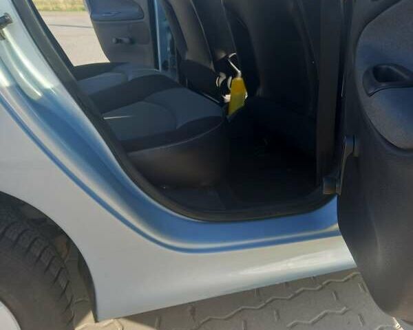 Сірий Пежо 206, об'ємом двигуна 1.4 л та пробігом 171 тис. км за 3000 $, фото 11 на Automoto.ua