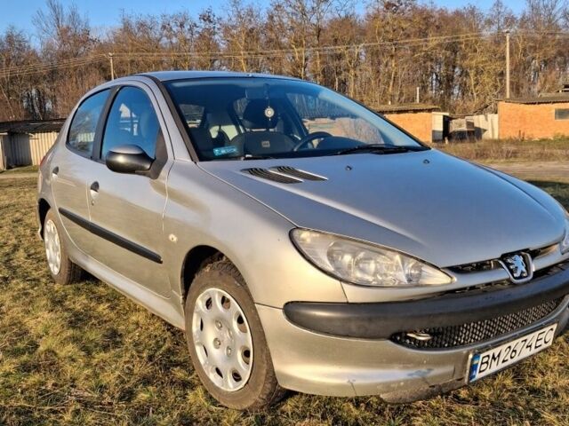 Сірий Пежо 206, об'ємом двигуна 1.4 л та пробігом 340 тис. км за 3800 $, фото 1 на Automoto.ua