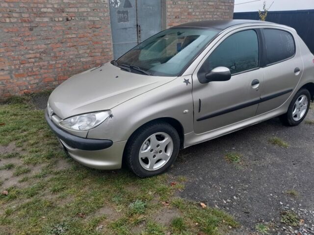 Сірий Пежо 206, об'ємом двигуна 1.4 л та пробігом 100 тис. км за 2500 $, фото 1 на Automoto.ua
