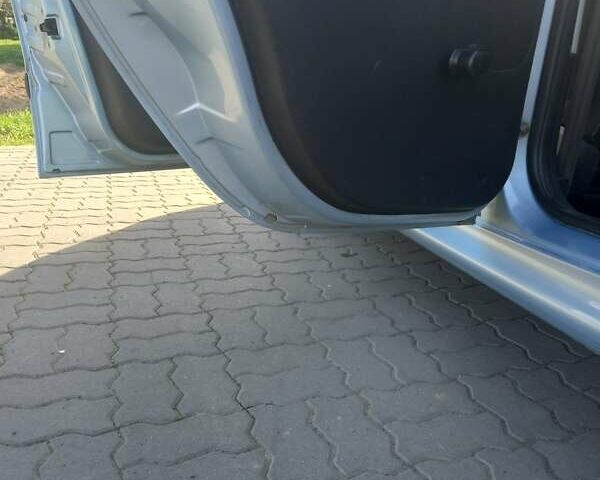 Серый Пежо 206, объемом двигателя 1.4 л и пробегом 170 тыс. км за 3000 $, фото 9 на Automoto.ua