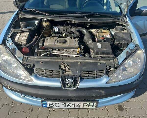 Серый Пежо 206, объемом двигателя 1.4 л и пробегом 170 тыс. км за 3000 $, фото 17 на Automoto.ua