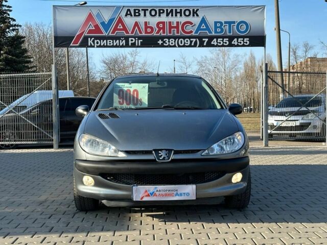 Сірий Пежо 206, об'ємом двигуна 0.16 л та пробігом 167 тис. км за 4200 $, фото 1 на Automoto.ua