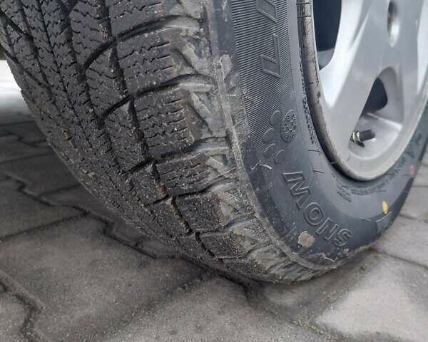 Серый Пежо 206, объемом двигателя 1.4 л и пробегом 165 тыс. км за 3500 $, фото 17 на Automoto.ua