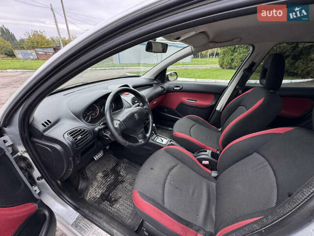 Пежо 206 2008 в Ровно на Automoto.ua Серый Пежо 206, объемом двигателя 1.4 л и пробегом 151 тыс. км за 3250 $, фото 13 на Automoto.ua