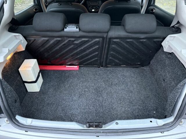 Пежо 206 2009 в Кременчуге на Automoto.ua Серый Пежо 206, объемом двигателя 1.1 л и пробегом 188 тыс. км за 3500 $, фото 17 на Automoto.ua