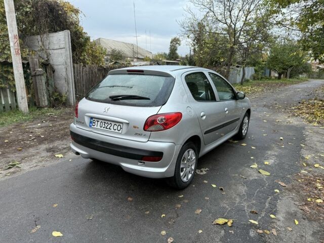 Пежо 206 2009 в Кременчуге на Automoto.ua Серый Пежо 206, объемом двигателя 1.1 л и пробегом 188 тыс. км за 3500 $, фото 9 на Automoto.ua