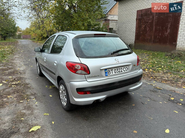 Пежо 206 2009 в Кременчуге на Automoto.ua Серый Пежо 206, объемом двигателя 1.12 л и пробегом 188 тыс. км за 3500 $, фото 7 на Automoto.ua