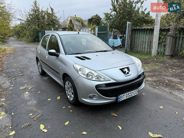 Пежо 206 2009 в Кременчуге на Automoto.ua Серый Пежо 206, объемом двигателя 1.12 л и пробегом 188 тыс. км за 3500 $, фото 13 на Automoto.ua