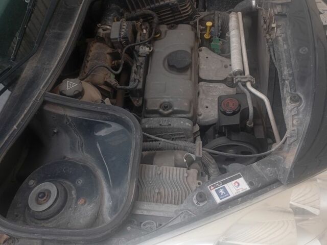 Серый Пежо 206, объемом двигателя 1.1 л и пробегом 124 тыс. км за 4300 $, фото 7 на Automoto.ua