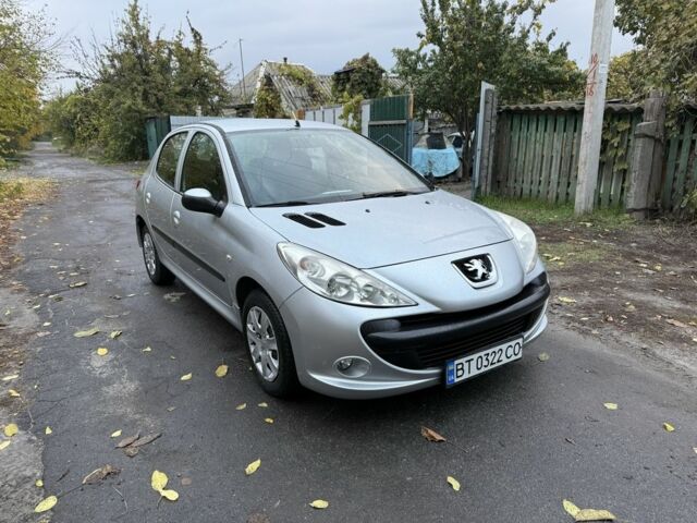 Пежо 206 2009 в Кременчуге на Automoto.ua Серый Пежо 206, объемом двигателя 1.1 л и пробегом 188 тыс. км за 3500 $, фото 11 на Automoto.ua