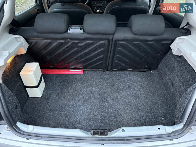 Пежо 206 2009 в Кременчуге на Automoto.ua Серый Пежо 206, объемом двигателя 1.12 л и пробегом 188 тыс. км за 3500 $, фото 21 на Automoto.ua