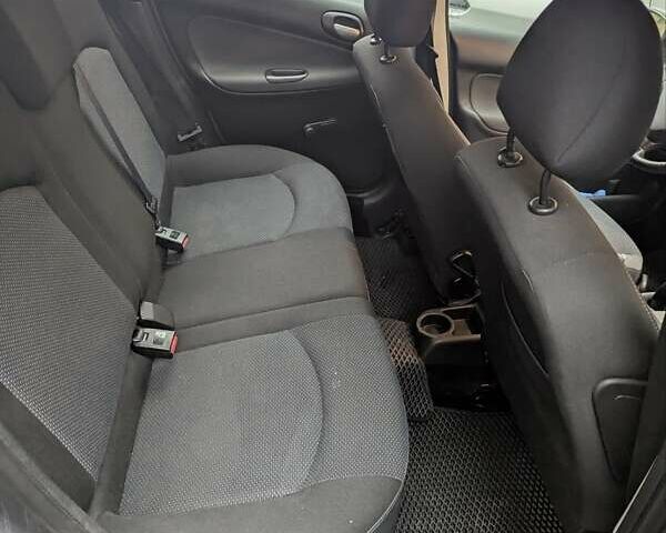 Сірий Пежо 206, об'ємом двигуна 1.36 л та пробігом 143 тис. км за 5000 $, фото 8 на Automoto.ua