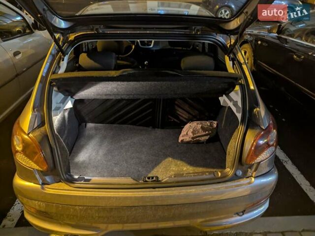Сірий Пежо 206, об'ємом двигуна 1.36 л та пробігом 143 тис. км за 5000 $, фото 13 на Automoto.ua