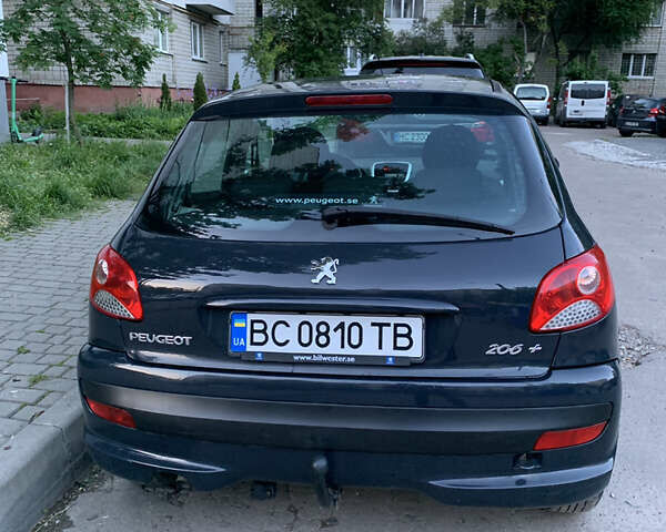 Серый Пежо 206, объемом двигателя 1.4 л и пробегом 160 тыс. км за 3700 $, фото 3 на Automoto.ua