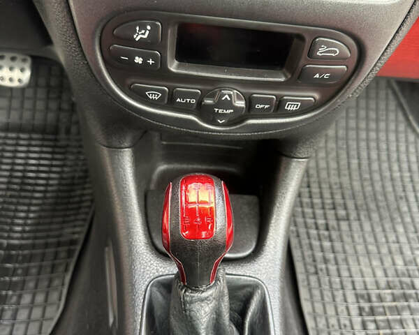 Серый Пежо 206, объемом двигателя 2 л и пробегом 158 тыс. км за 5500 $, фото 24 на Automoto.ua
