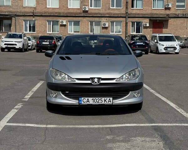 Сірий Пежо 206, об'ємом двигуна 2 л та пробігом 280 тис. км за 3650 $, фото 1 на Automoto.ua