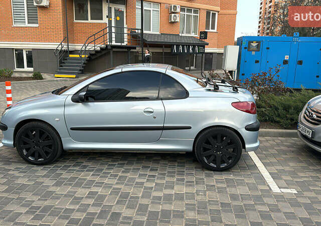 Серый Пежо 206, объемом двигателя 2 л и пробегом 100 тыс. км за 4500 $, фото 2 на Automoto.ua