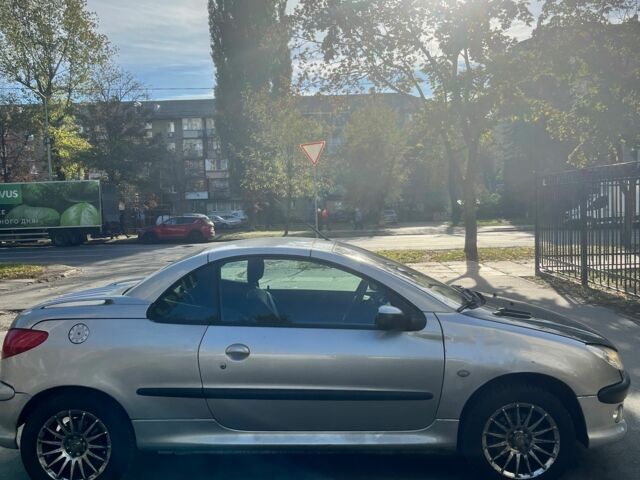 Серый Пежо 206, объемом двигателя 1.6 л и пробегом 220 тыс. км за 2854 $, фото 3 на Automoto.ua