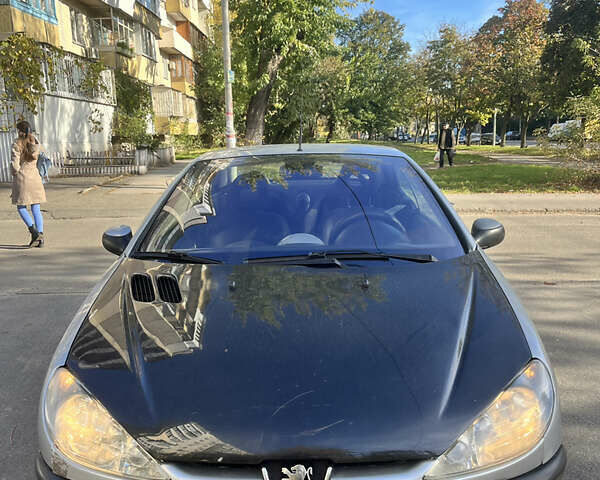 Серый Пежо 206, объемом двигателя 1.59 л и пробегом 220 тыс. км за 2700 $, фото 1 на Automoto.ua