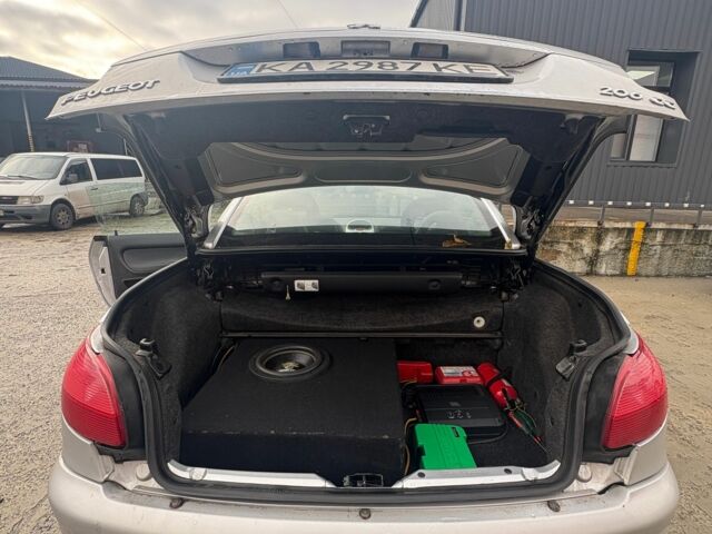 Серый Пежо 206, объемом двигателя 1.6 л и пробегом 220 тыс. км за 2854 $, фото 8 на Automoto.ua