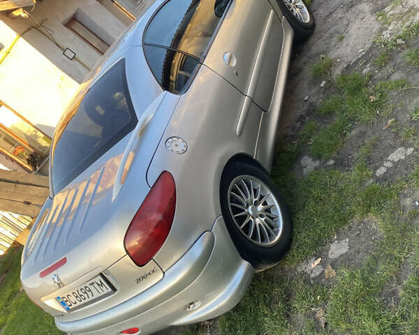 Серый Пежо 206, объемом двигателя 1.59 л и пробегом 172 тыс. км за 2999 $, фото 3 на Automoto.ua