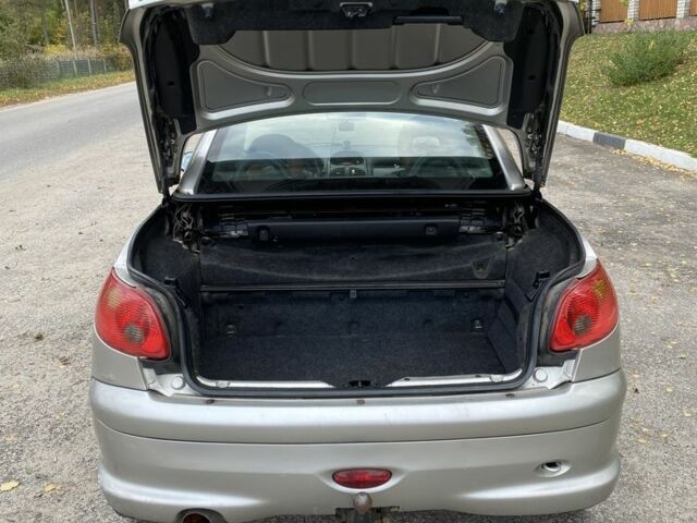 Сірий Пежо 206, об'ємом двигуна 1.6 л та пробігом 2 тис. км за 4200 $, фото 6 на Automoto.ua