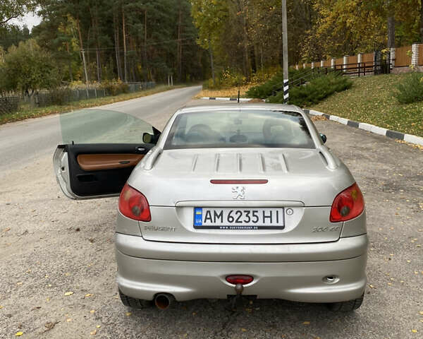 Серый Пежо 206, объемом двигателя 1.59 л и пробегом 236 тыс. км за 4200 $, фото 5 на Automoto.ua