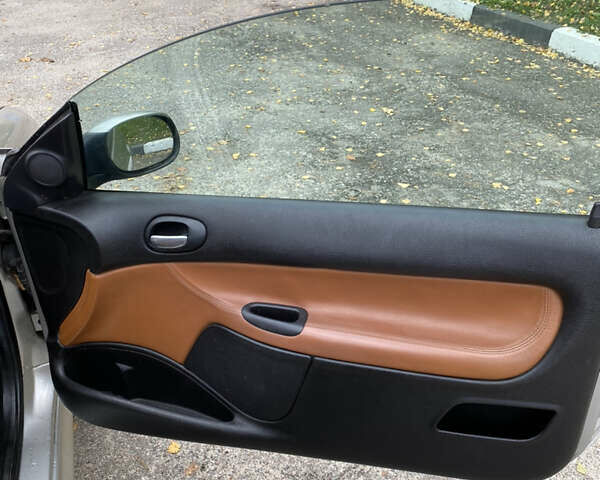 Серый Пежо 206, объемом двигателя 1.59 л и пробегом 236 тыс. км за 4200 $, фото 7 на Automoto.ua