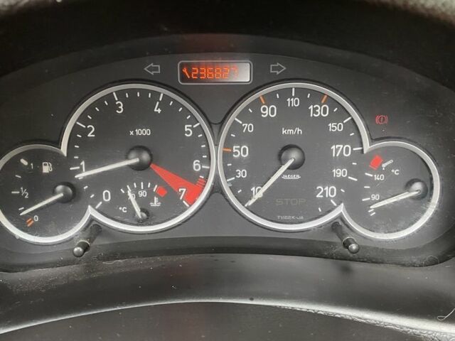 Сірий Пежо 206, об'ємом двигуна 1.6 л та пробігом 2 тис. км за 4200 $, фото 12 на Automoto.ua