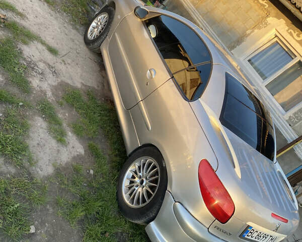 Серый Пежо 206, объемом двигателя 1.59 л и пробегом 172 тыс. км за 2999 $, фото 1 на Automoto.ua