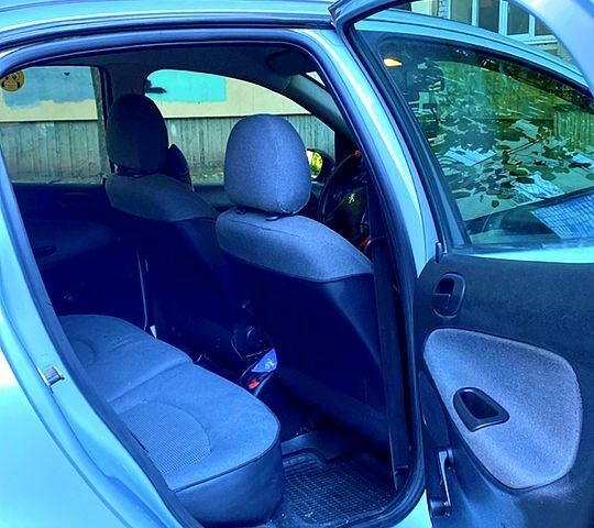 Серый Пежо 206, объемом двигателя 1.4 л и пробегом 116 тыс. км за 3499 $, фото 10 на Automoto.ua