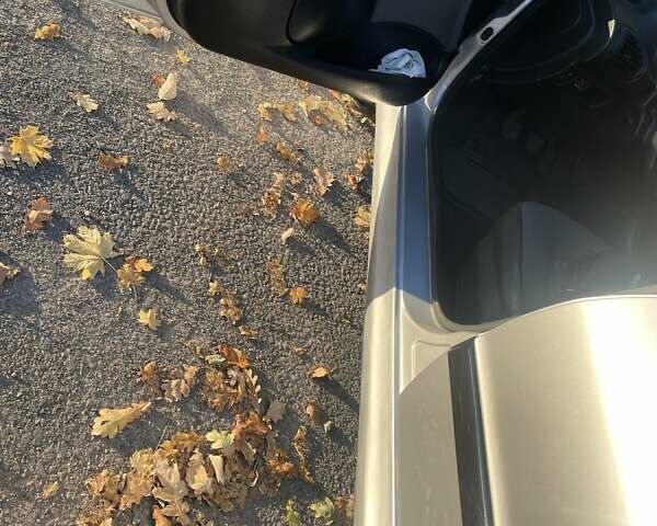 Сірий Пежо 206, об'ємом двигуна 1.36 л та пробігом 230 тис. км за 3200 $, фото 3 на Automoto.ua